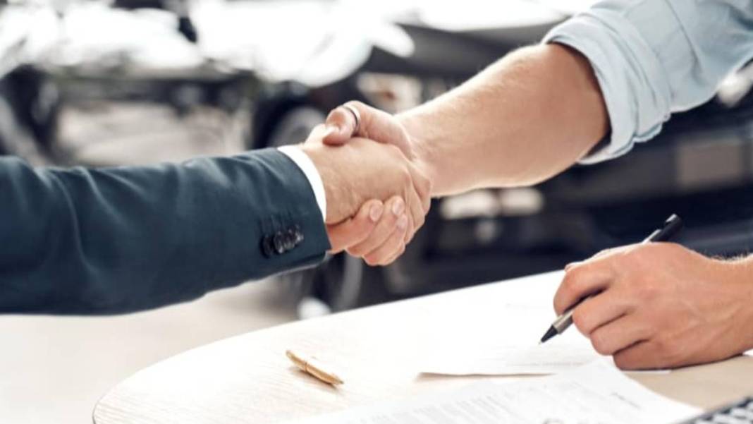 Arabası olanlar nasıl satarım diye dertlenmesin! 2022'de en çok satan ikinci el araçlar belli oldu 12